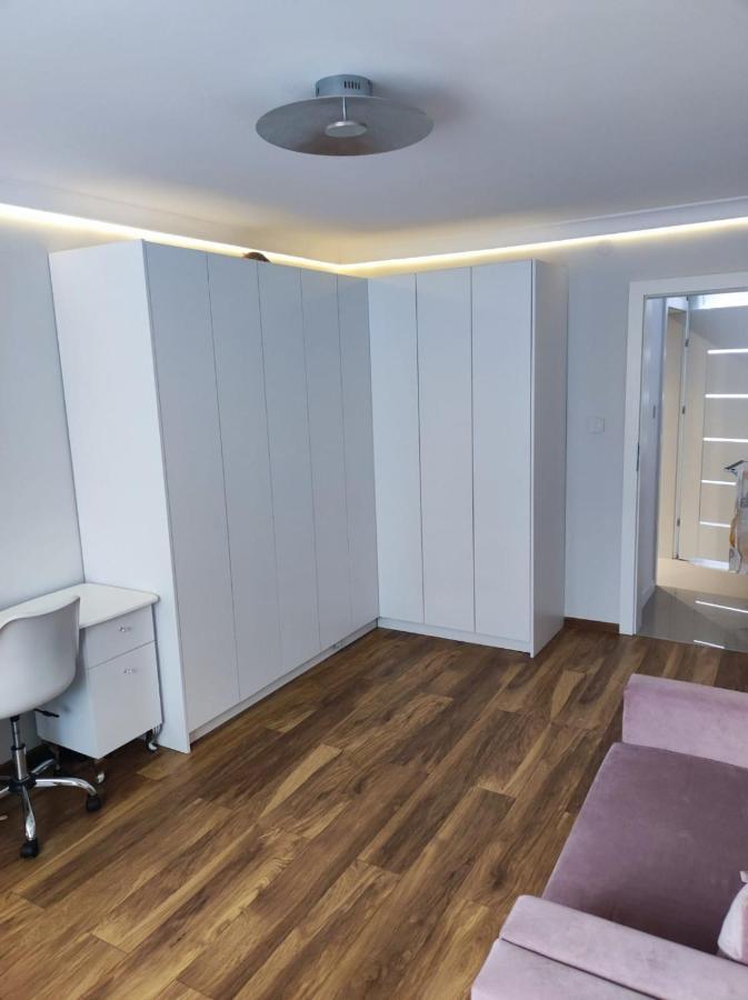 Apartament Frombork Apartment Екстериор снимка